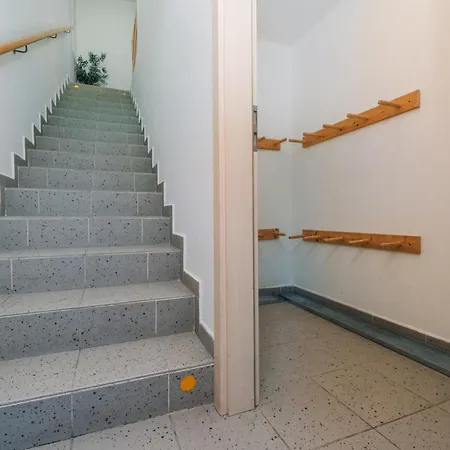 Horsky Wellness * Ricky (Hradec Kralove)